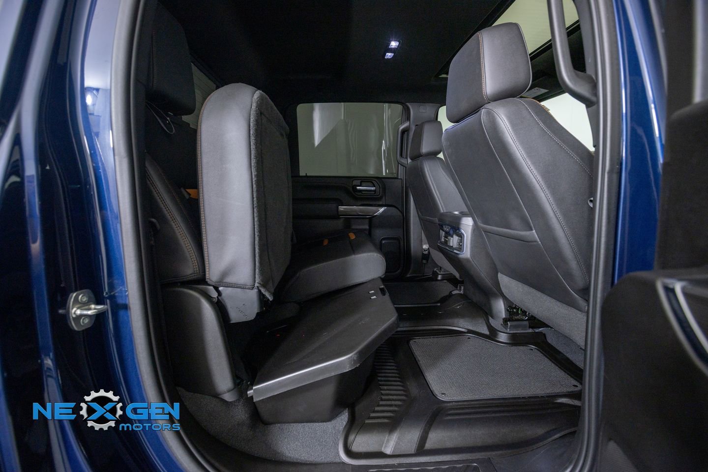 Used 2023 GMC Sierra 2500 AT4 w/ AT4 Preferred Package AWD/4WD image 40