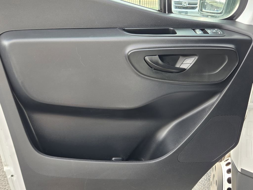 Used 2020 Mercedes-Benz Sprinter 3500 image 32