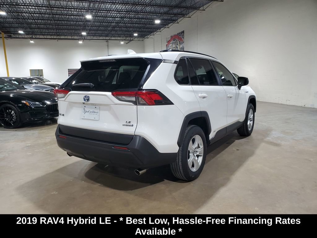 Used 2019 Toyota RAV4 LE AWD/4WD image 9