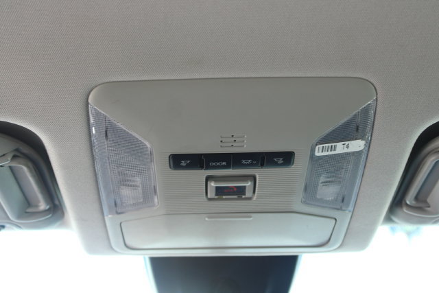 Used 2022 Toyota RAV4 XLE FWD image 17