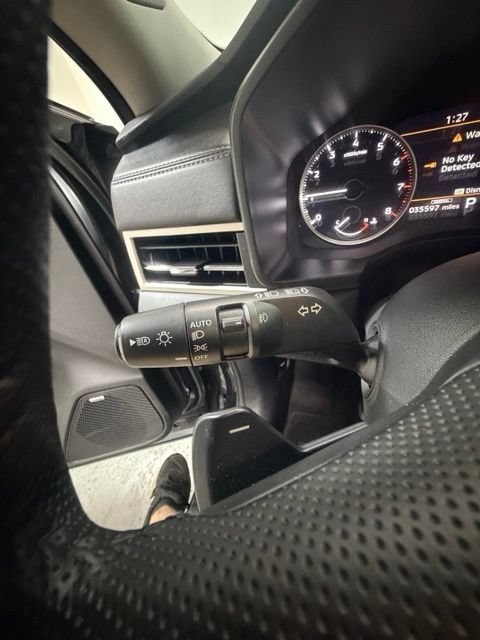 Used 2025 Mitsubishi Outlander SE FWD image 23
