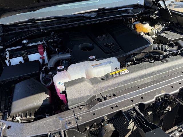 Certified 2025 Toyota Tundra SR5 AWD/4WD image 25