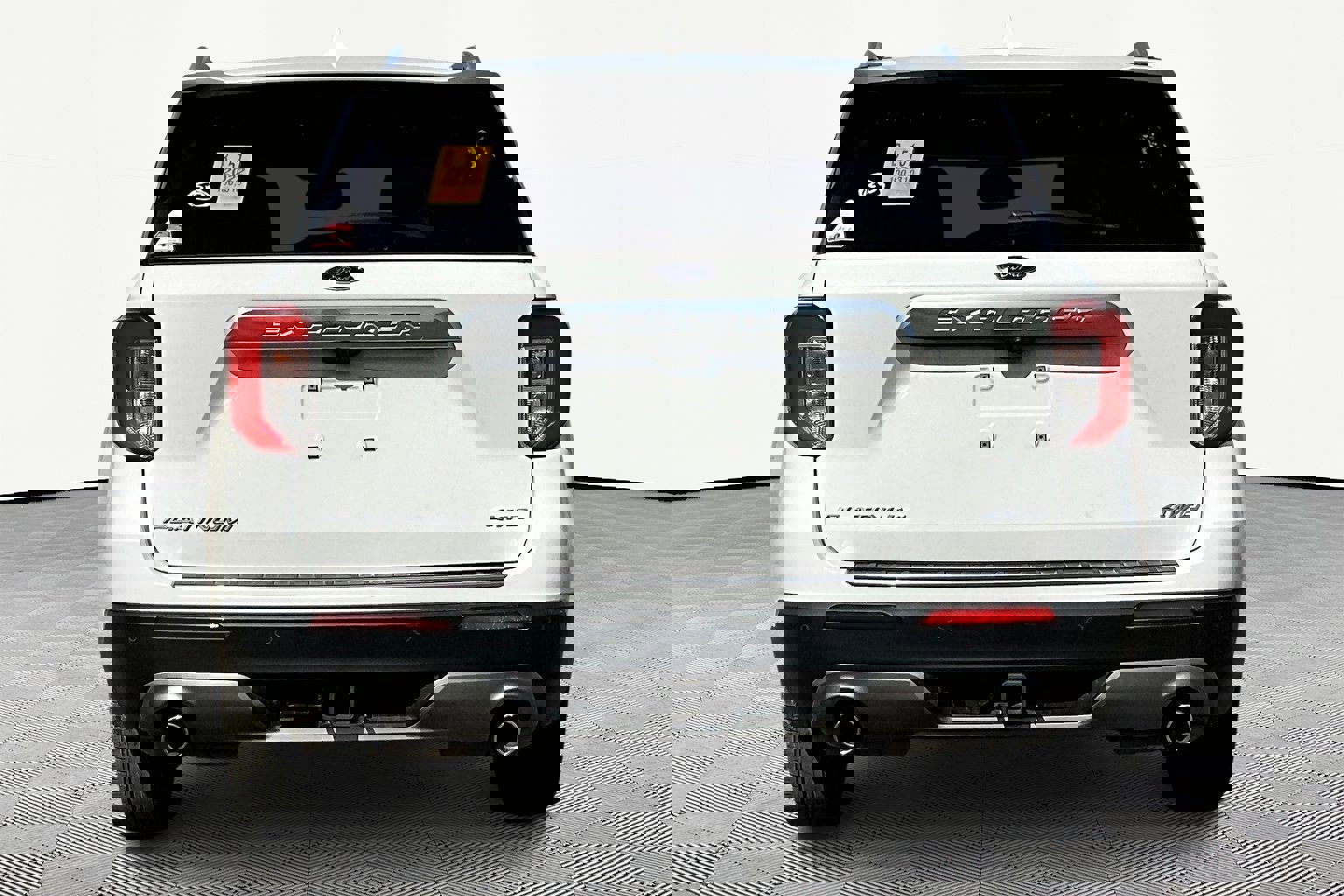 Used 2022 Ford Explorer Platinum w/ Technology Package image 5