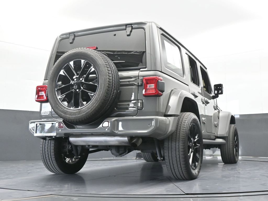 Used 2022 Jeep Wrangler Unlimited Sahara AWD/4WD image 65