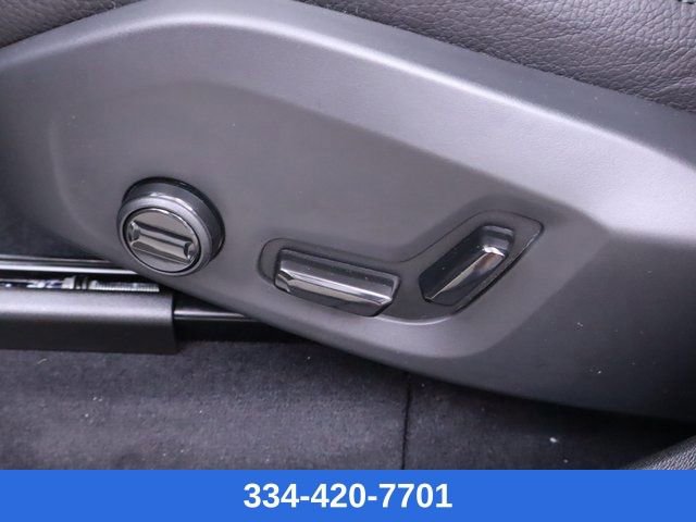 New 2025 Volvo XC60 T8 Plus w/ Protection Package Premier image 13