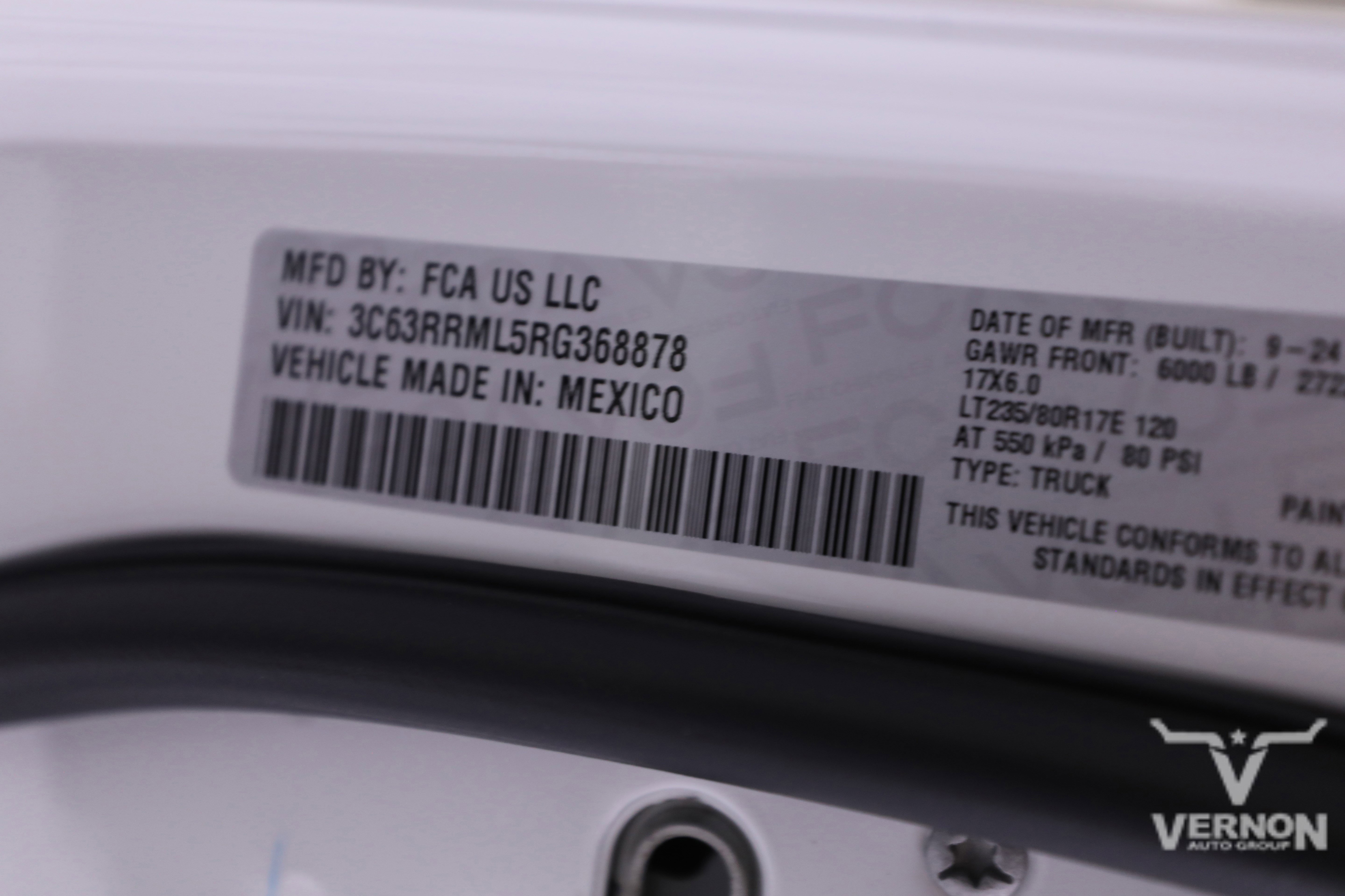 Used 2024 RAM 3500 Laramie w/ Chrome Bumper Package image 39