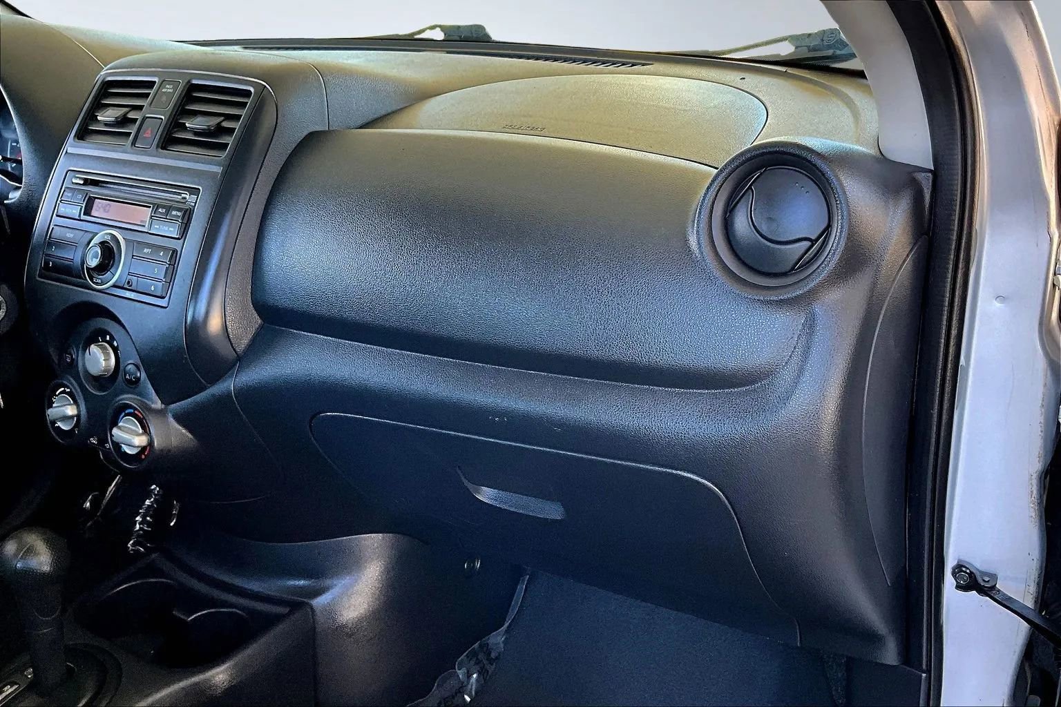 Used 2013 Nissan Versa S Plus image 20