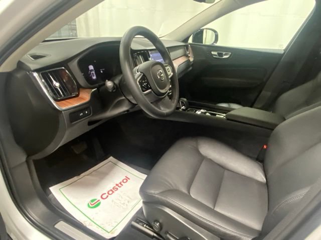 Used 2024 Volvo XC60 T8 Plus w/ Protection Package Premier AWD/4WD image 10