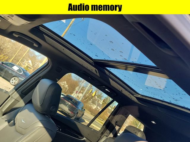 Used 2025 Cadillac XT6 Premium Luxury w/ Technology Package image 20