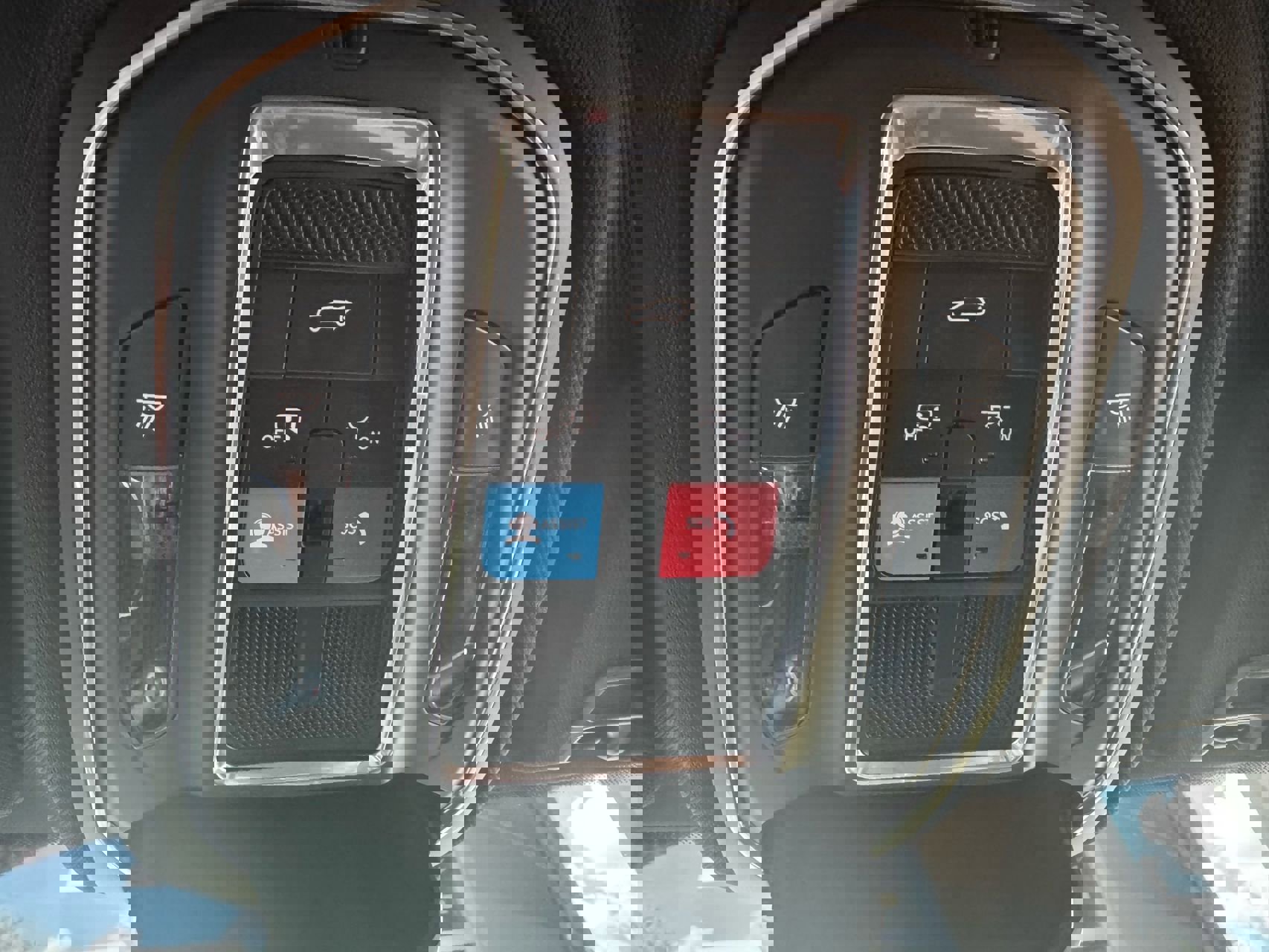 Used 2023 Jeep Grand Cherokee L Laredo image 22