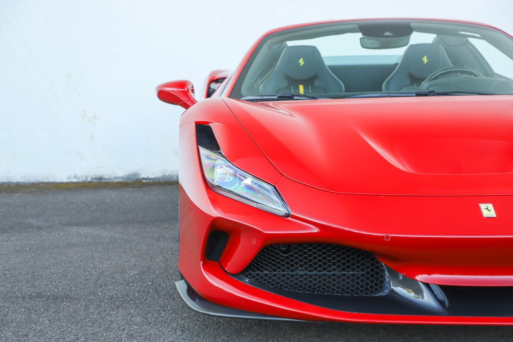 Certified 2022 Ferrari F8 Tributo RWD image 54
