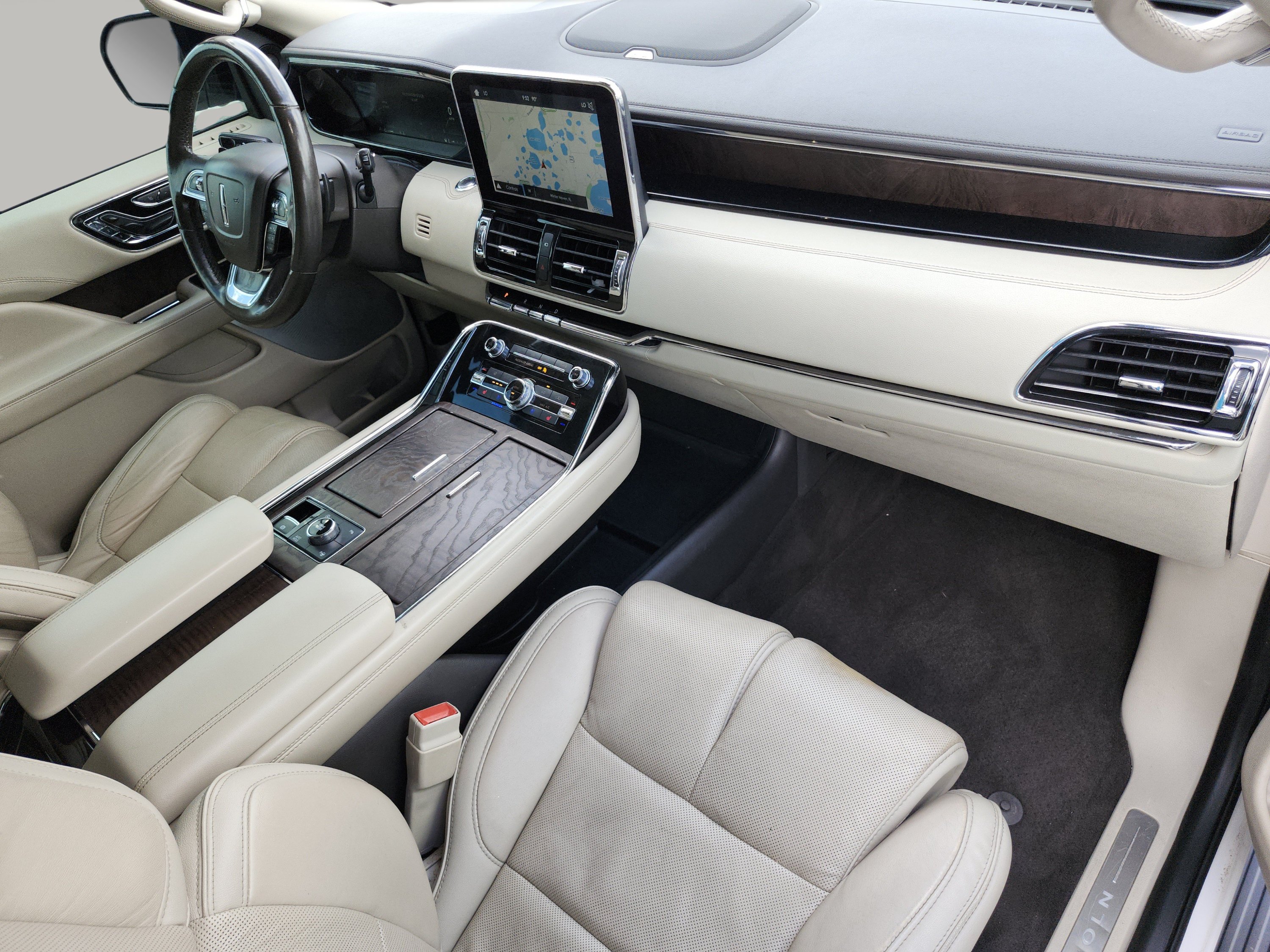 Used 2019 Lincoln Navigator L Reserve AWD/4WD image 13