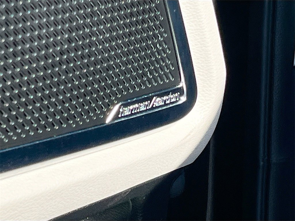 Used 2021 Kia Telluride SX w/ Towing Package image 19