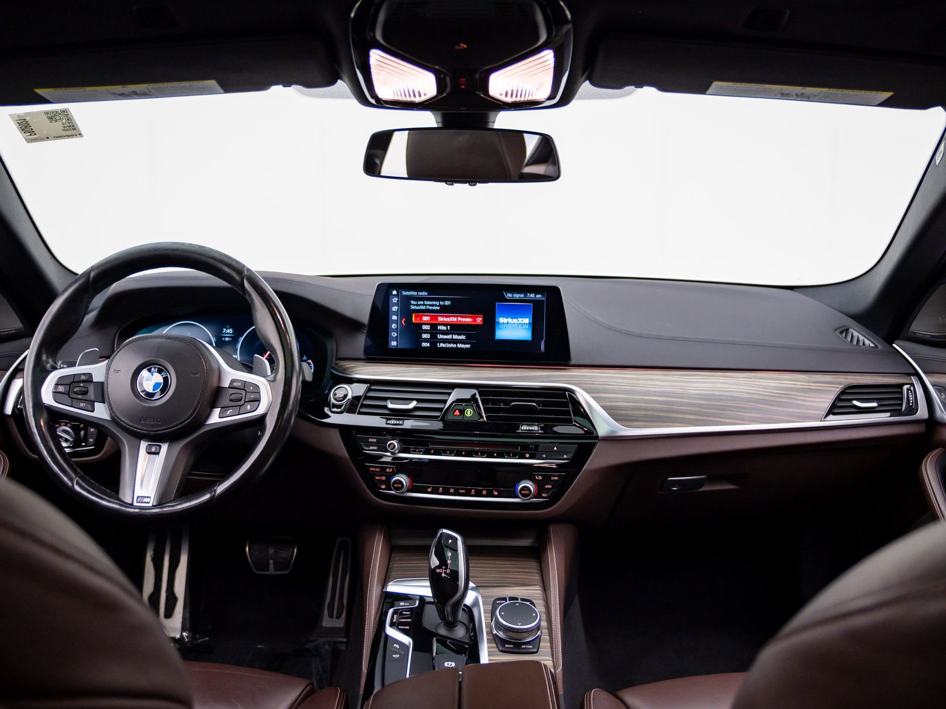 Used 2019 BMW M550i xDrive image 11