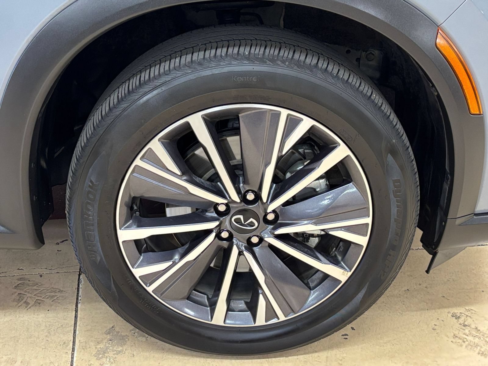 Used 2026 INFINITI QX60 Luxe FWD image 34