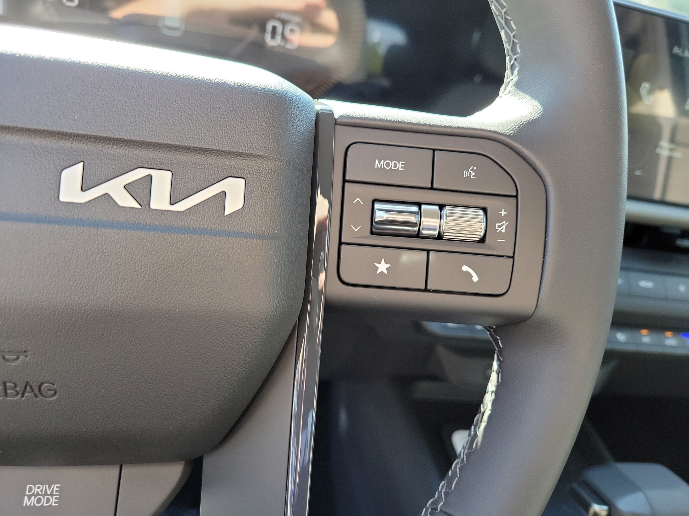 New 2027 Kia Seltos S FWD image 24