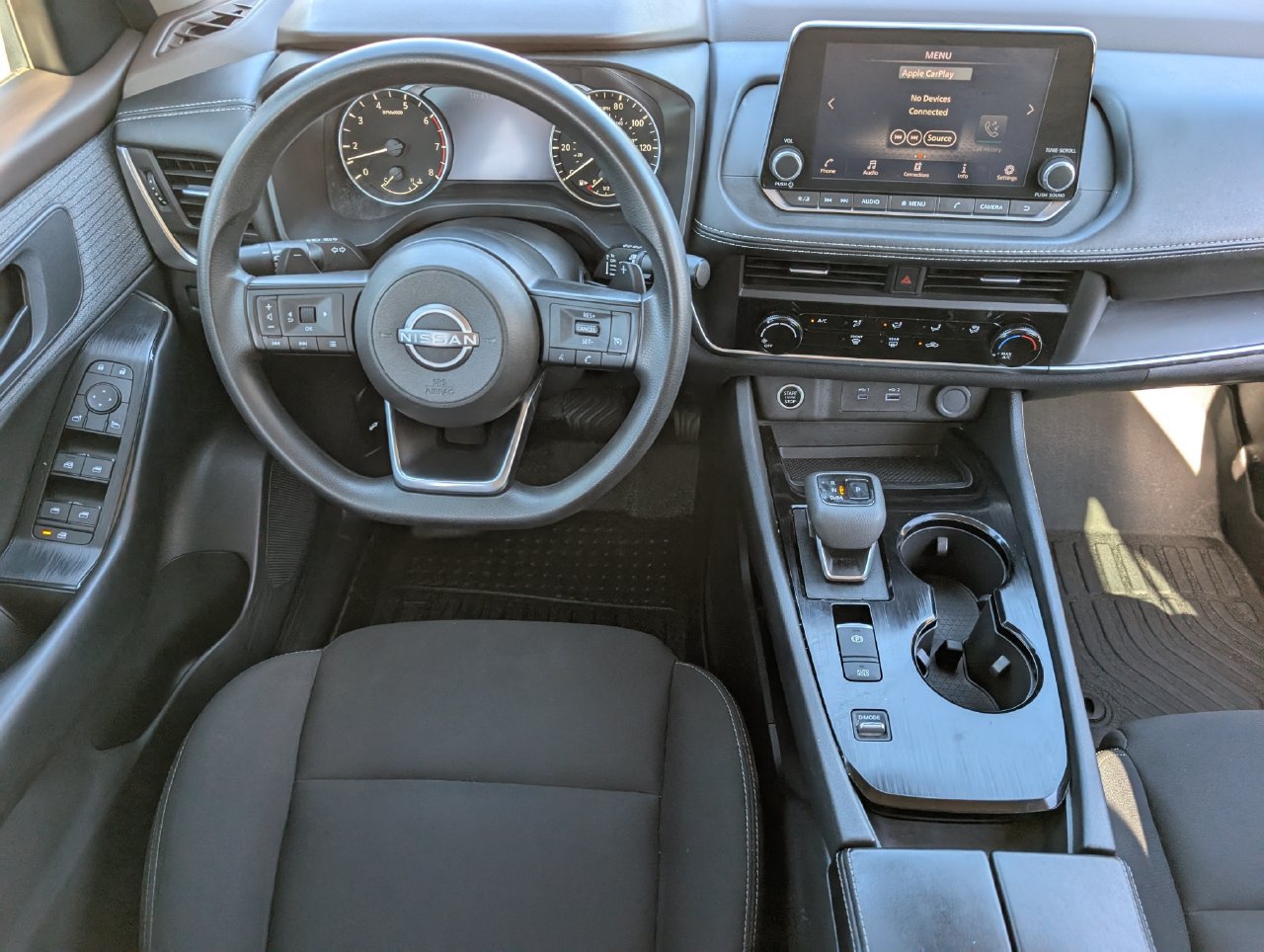 Used 2023 Nissan Rogue S FWD image 10