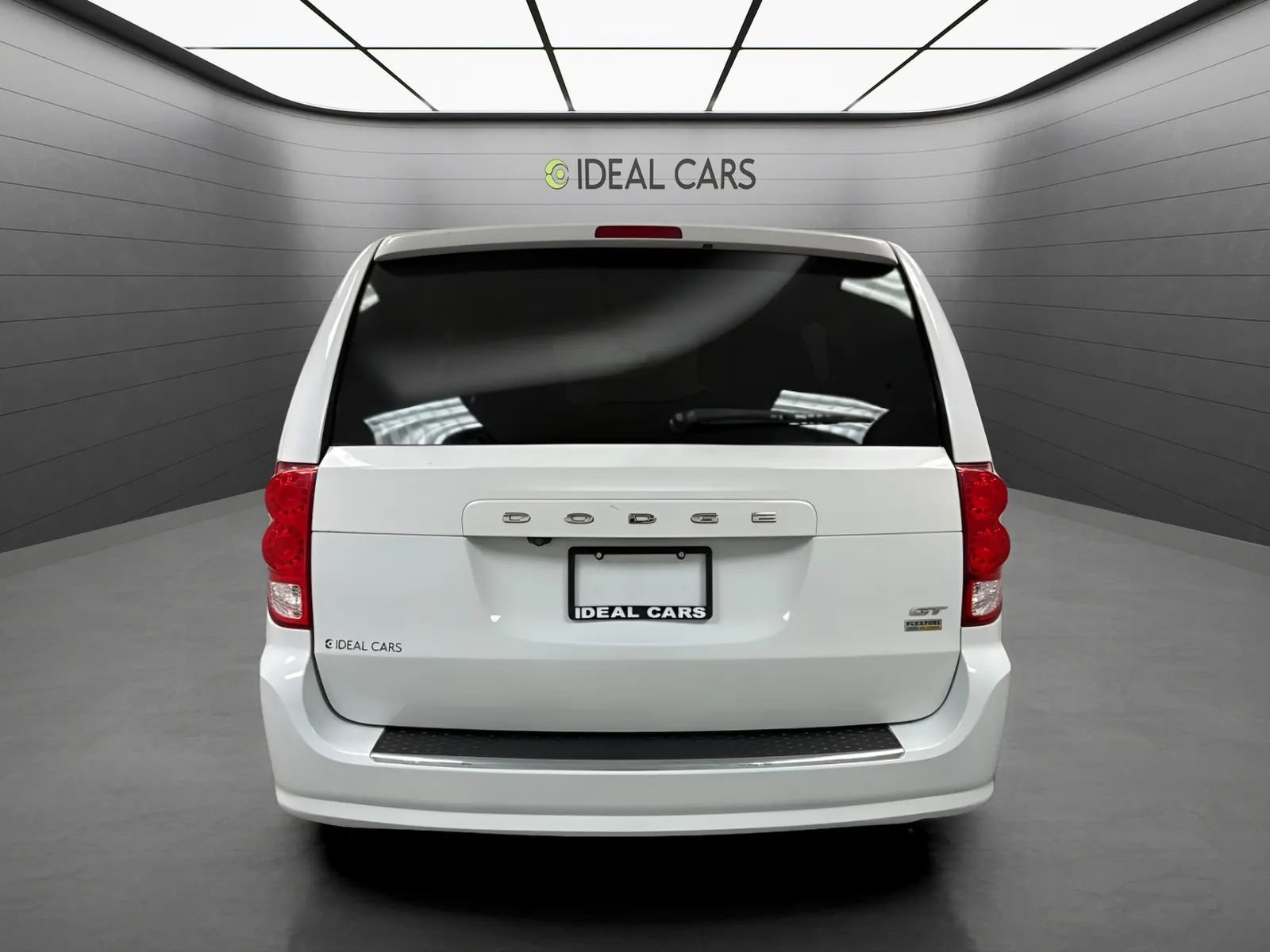 Used 2019 Dodge Grand Caravan GT FWD image 6