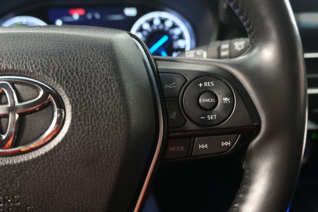 Used 2021 Toyota Venza Limited w/ Carpet Mat Package (TMS) image 15