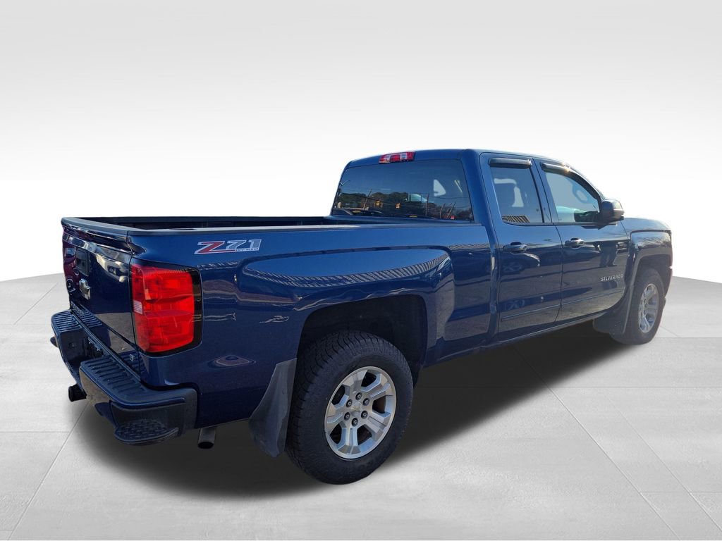 Used 2017 Chevrolet Silverado 1500 LT w/ All Star Edition image 5