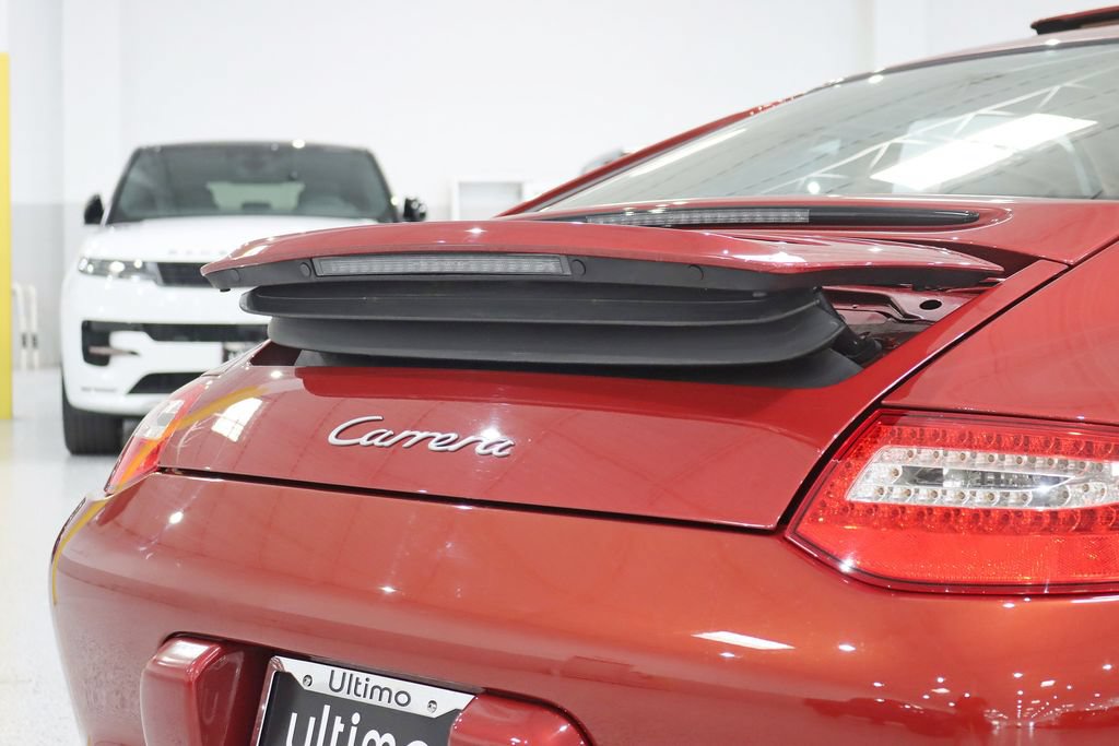Used 2011 Porsche 911 Carrera RWD image 11