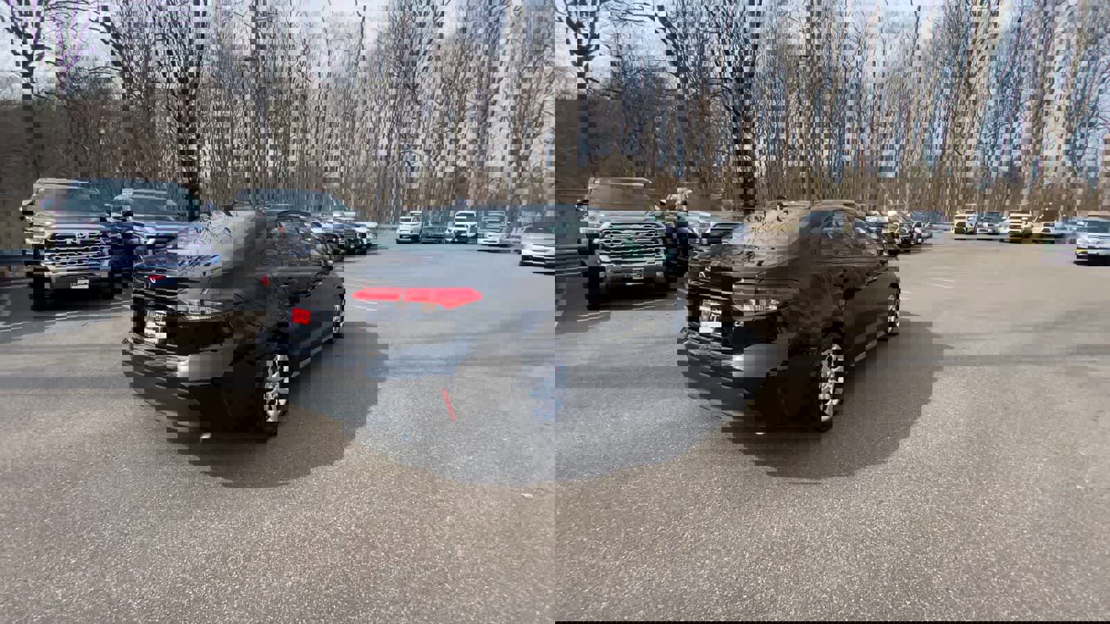 Used 2025 Toyota Corolla LE image 8