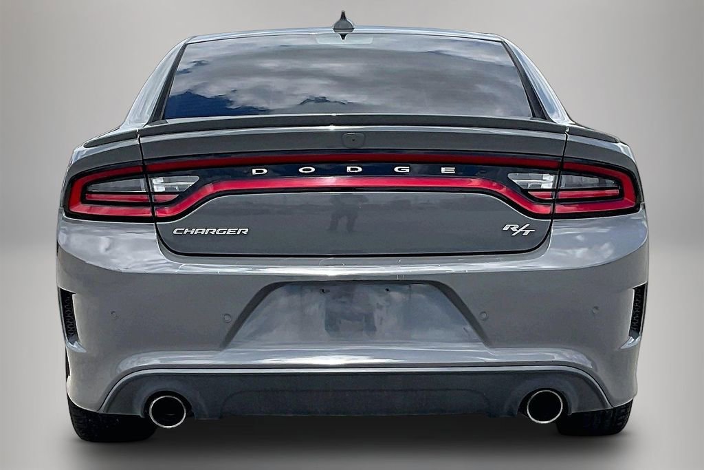 Used 2018 Dodge Charger R/T w/ Plus Group RWD image 6