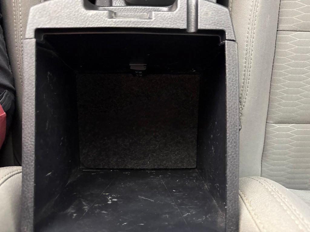 Used 2019 Toyota Tacoma SR AWD/4WD image 21