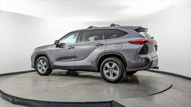 Used 2022 Toyota Highlander L image 6
