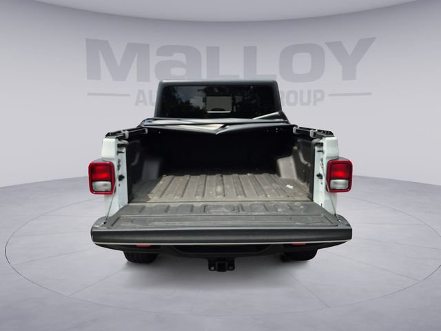 Used 2023 Jeep Gladiator Rubicon w/ Cold Weather Group AWD/4WD image 19