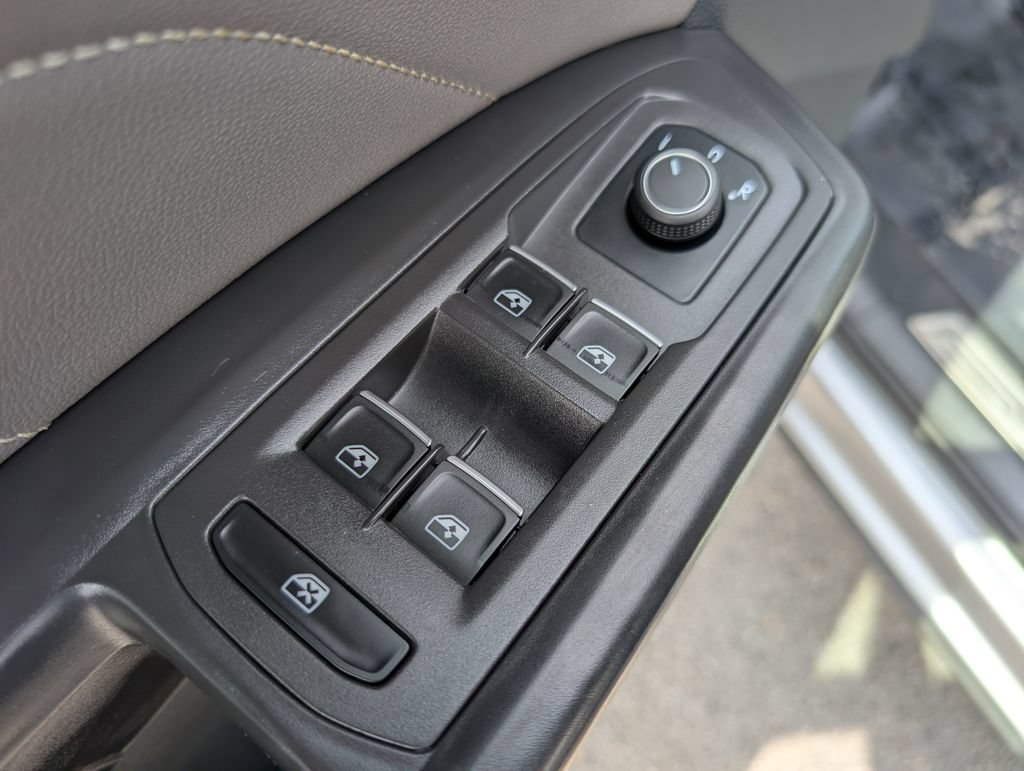 Used 2022 Volkswagen Atlas SEL AWD/4WD image 17