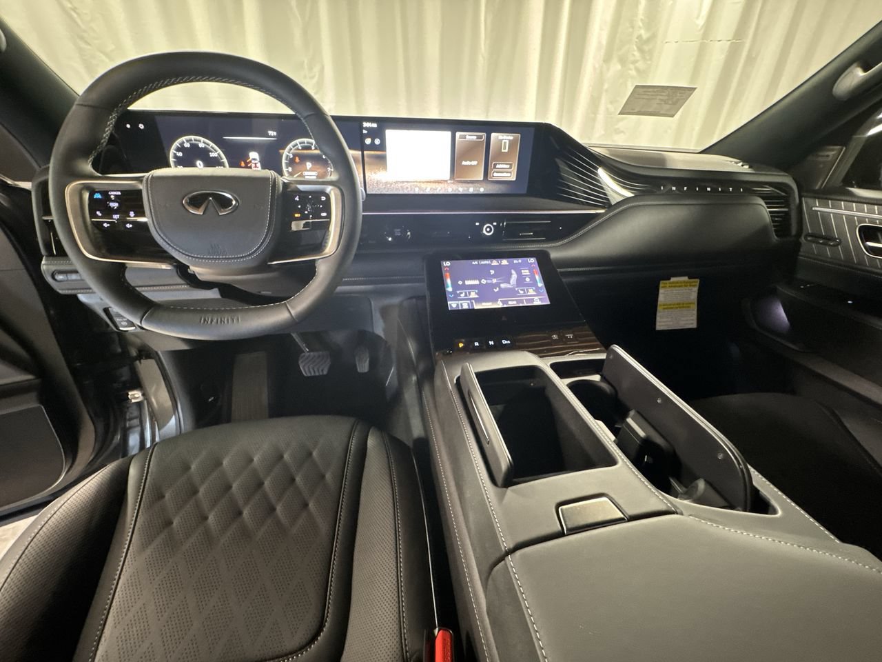 New 2026 INFINITI QX80 Autograph AWD/4WD image 13