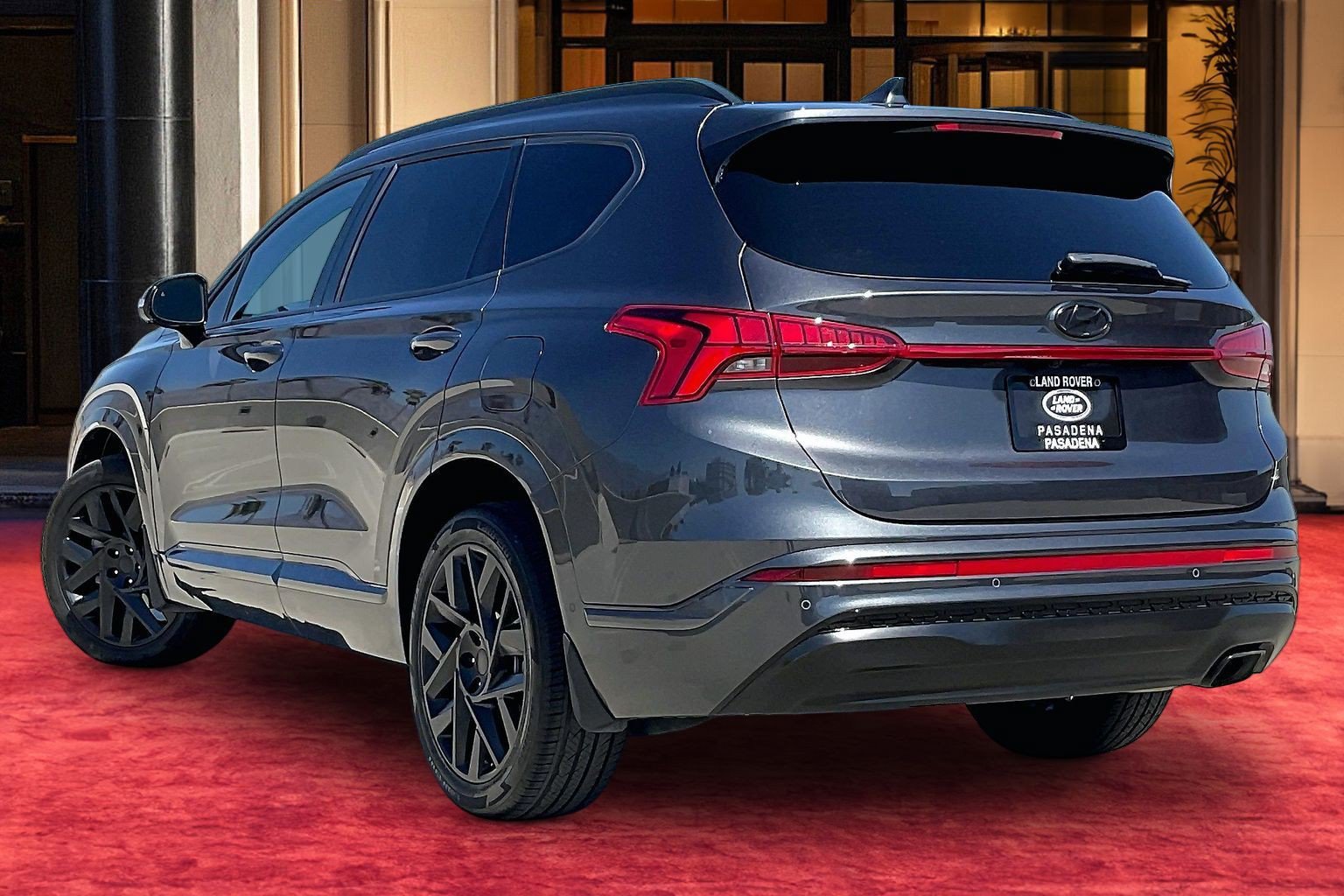 Used 2023 Hyundai Santa Fe Calligraphy FWD image 10