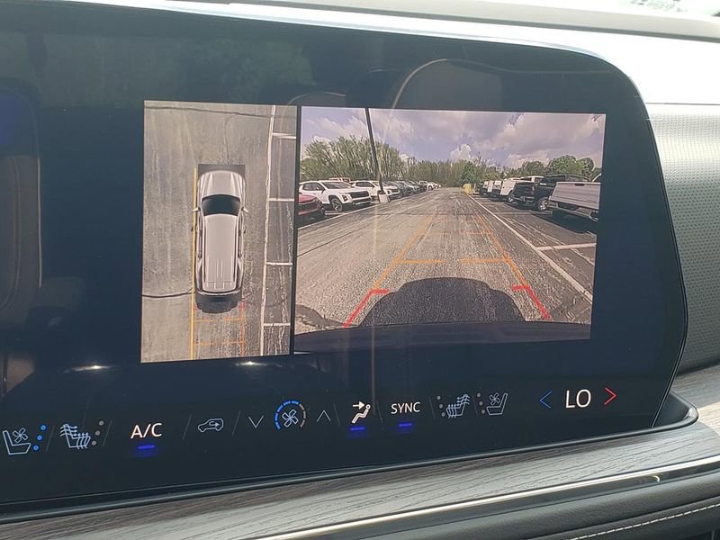 New 2026 Chevrolet Tahoe Premier AWD/4WD image 12