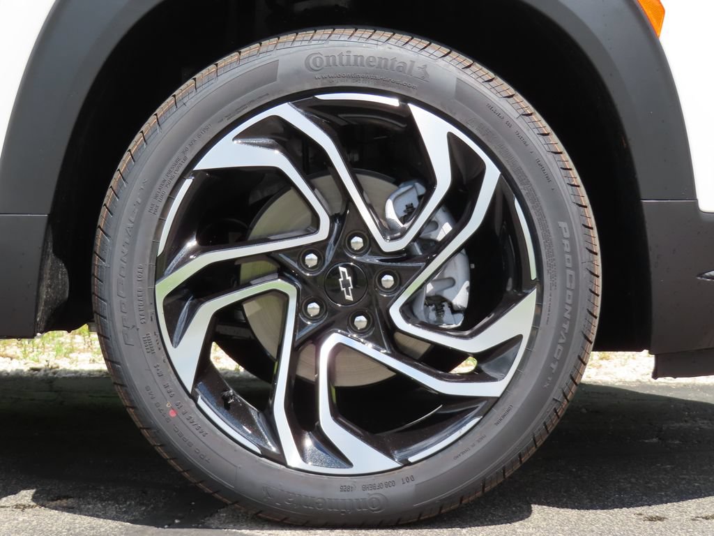 New 2026 Chevrolet TrailBlazer RS w/ Convenience Package AWD/4WD image 16
