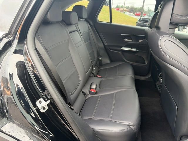 Used 2024 Mercedes-Benz GLC 300 image 32