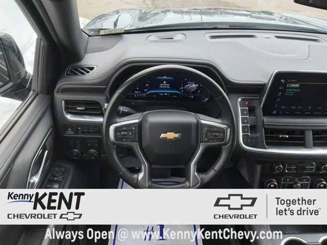 Used 2024 Chevrolet Suburban LT image 23