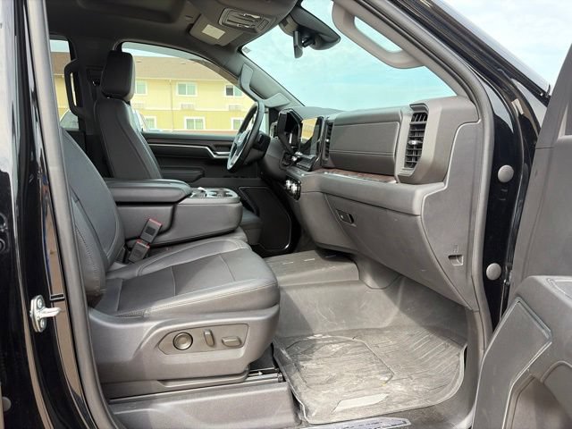 Used 2023 GMC Sierra 1500 SLT AWD/4WD image 24