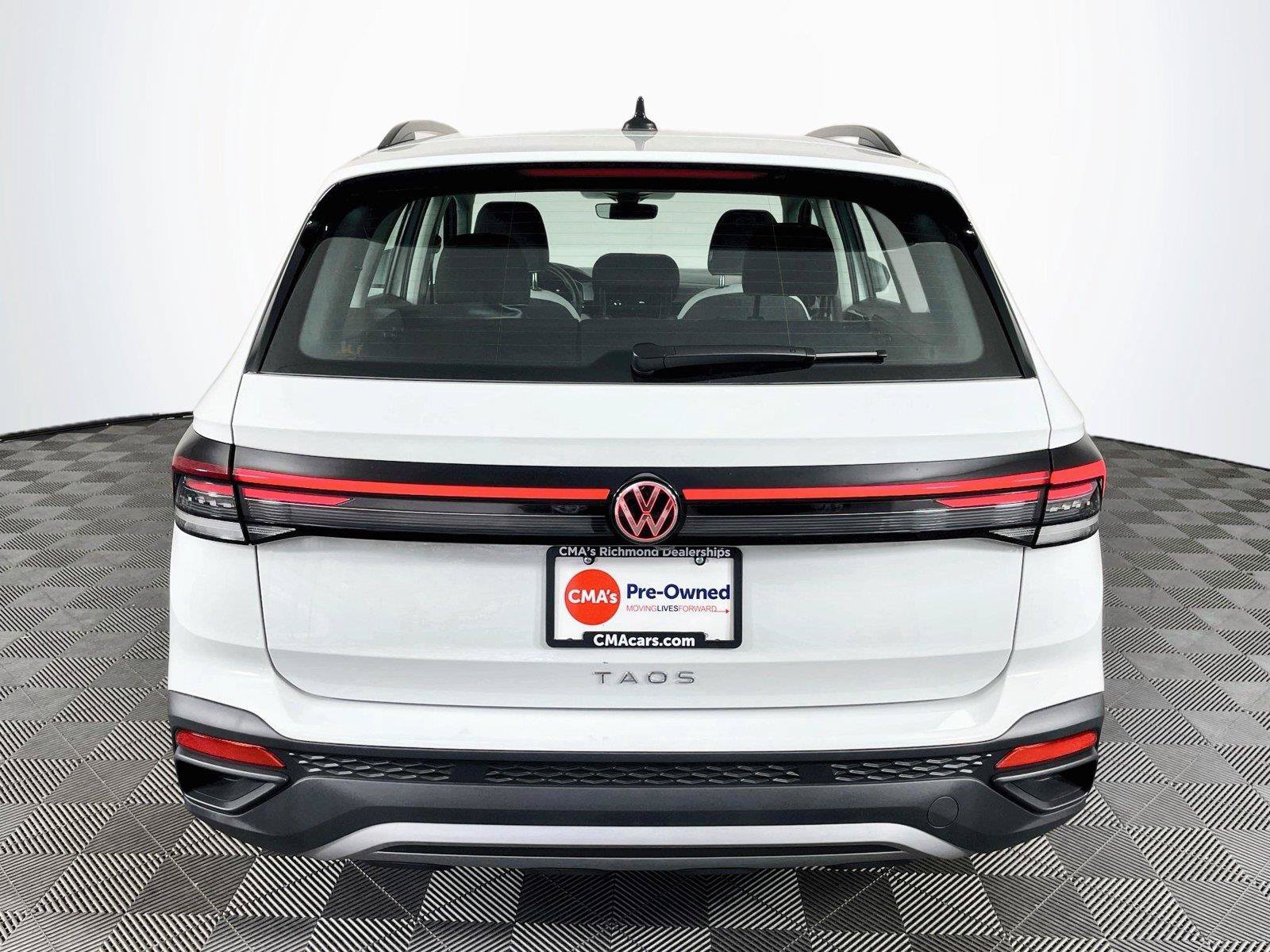 Used 2026 Volkswagen Taos S FWD image 7