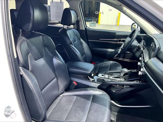 Used 2023 Kia Telluride S AWD/4WD image 7