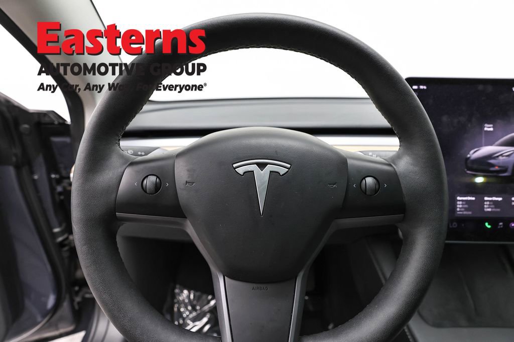 Used 2023 Tesla Model 3 Standard Range image 10