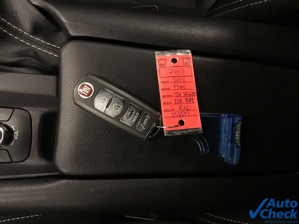 Used 2018 FIAT 124 Spider Classica w/ Technology Group image 54