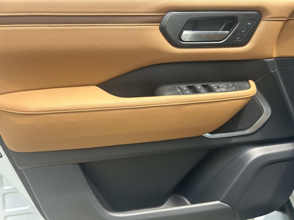 New 2026 Nissan Armada Platinum Reserve AWD/4WD image 18