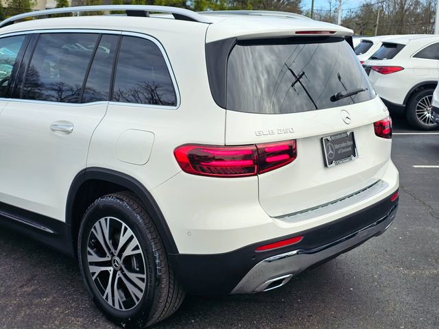 New 2026 Mercedes-Benz GLB 250 4MATIC image 12