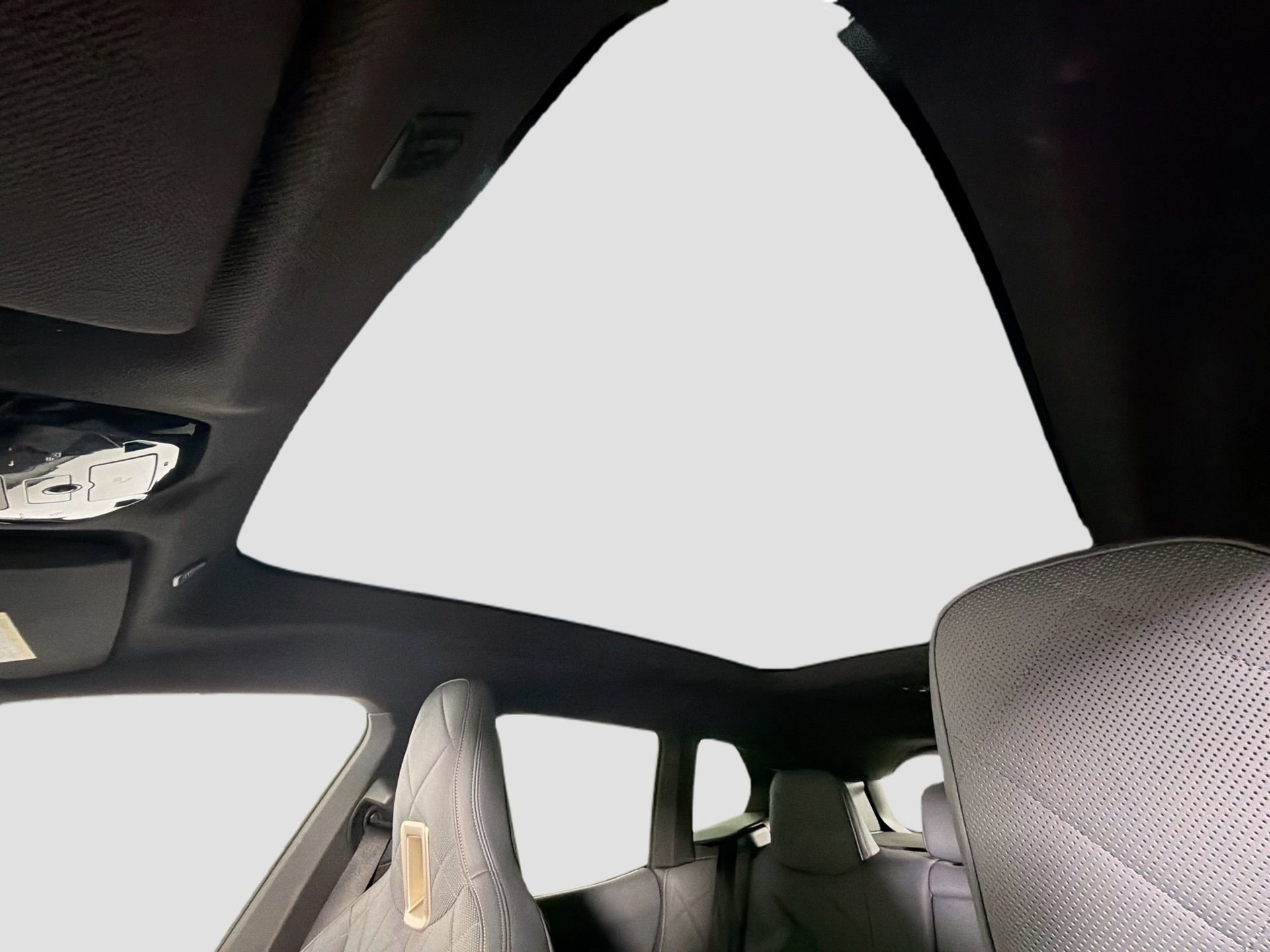 Used 2023 BMW iX xDrive50 w/ Ultimate Package image 21