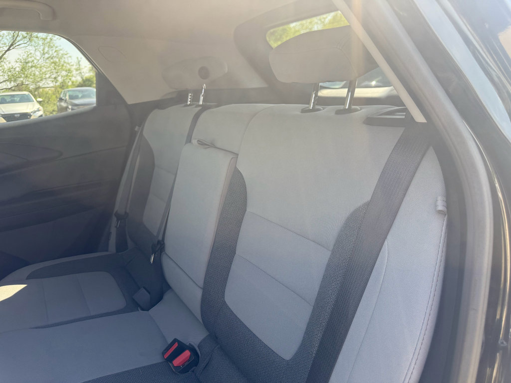 Used 2024 Chevrolet TrailBlazer LT w/ Convenience Package FWD image 9