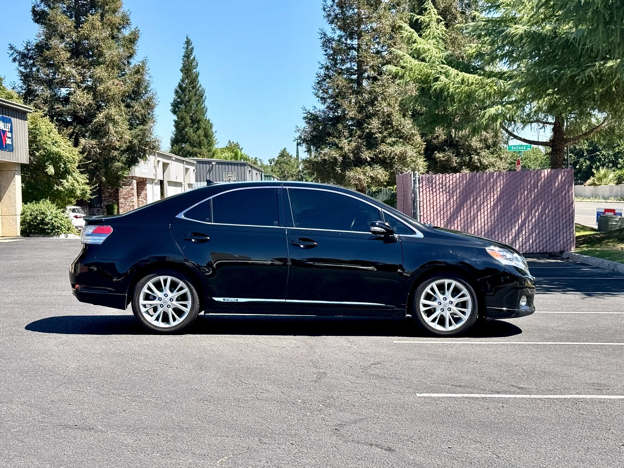 Used 2010 Lexus HS 250h FWD image 2