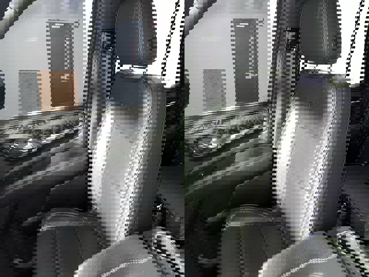 Used 2024 GMC Yukon Denali image 28