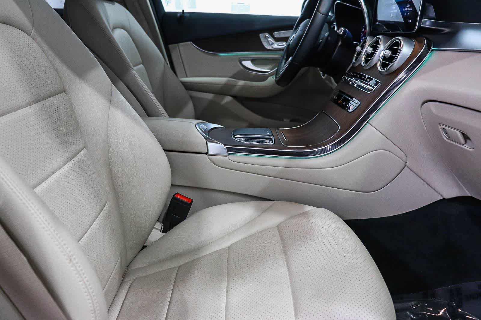 Certified 2022 Mercedes-Benz GLC 300 image 18