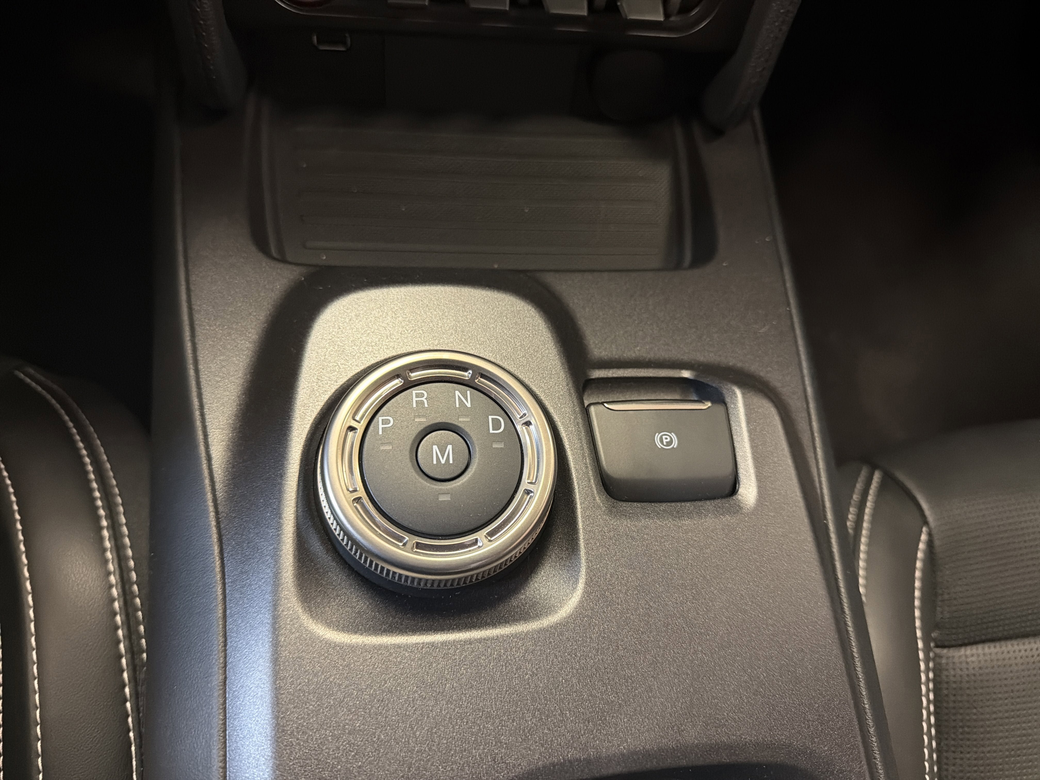 Used 2020 Ford Mustang Shelby GT500 w/ Technology Package RWD image 24